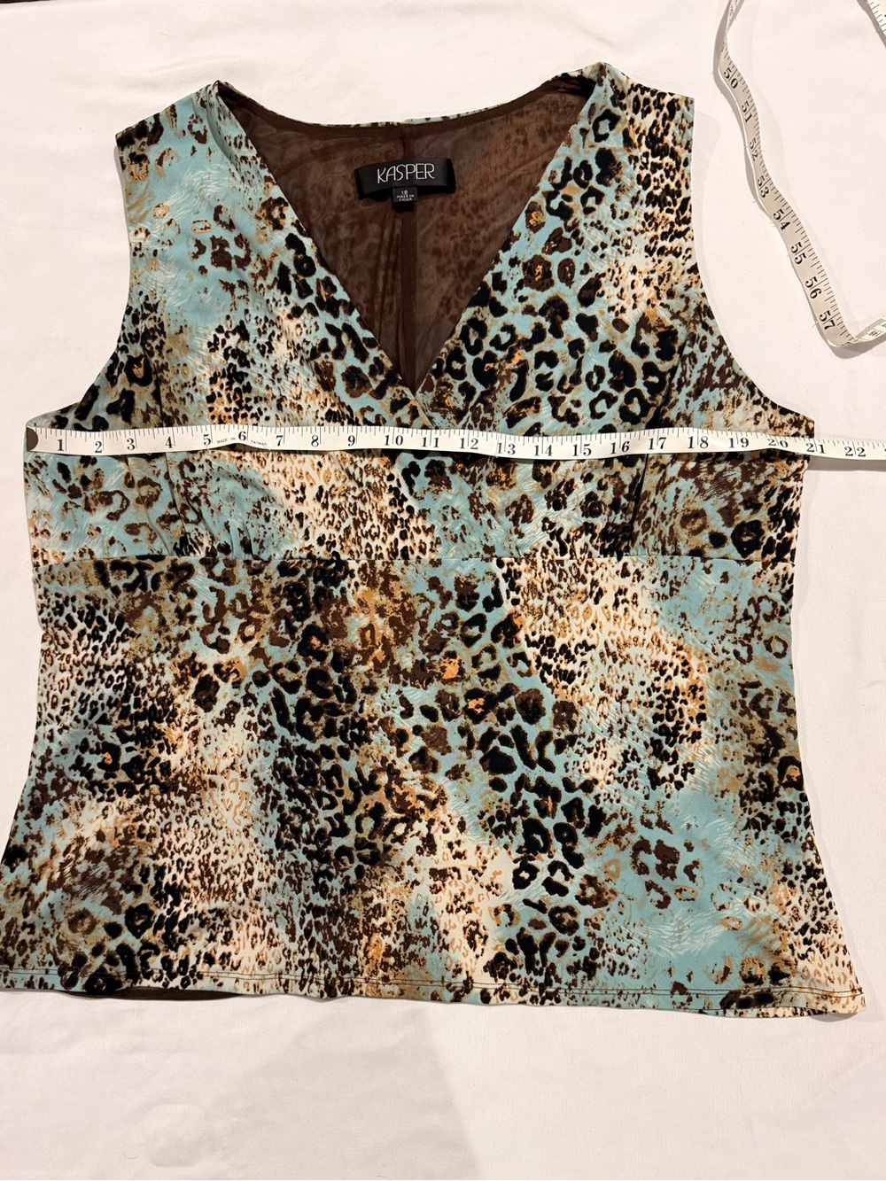 Kasper Aqua and Brown Leopard Print V-Neck Sleeveless Camisole